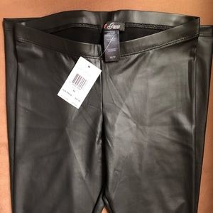 Black XS